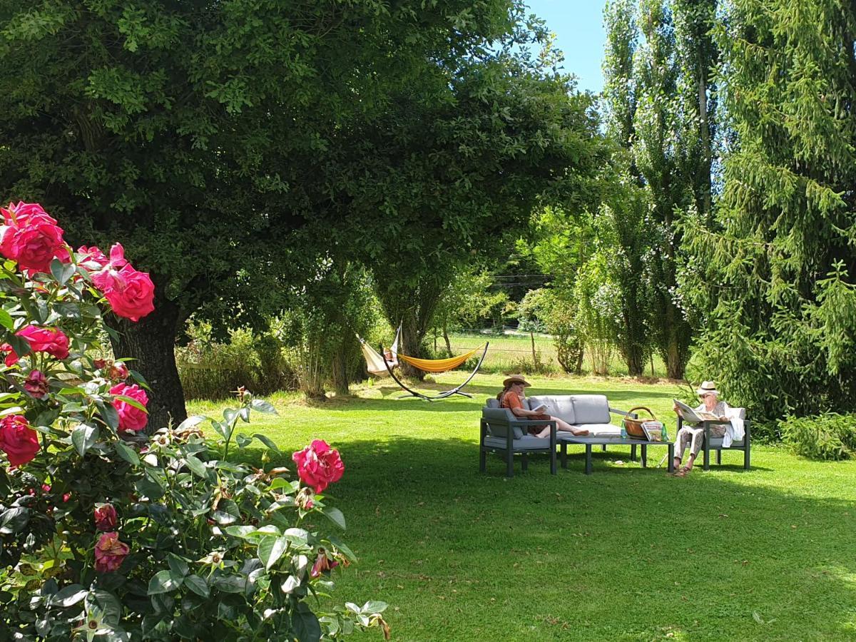 Chambres Et Table D'Hotes "La Pastorale Gourmande" Fr - Ne - En - De - It Marcollin Esterno foto