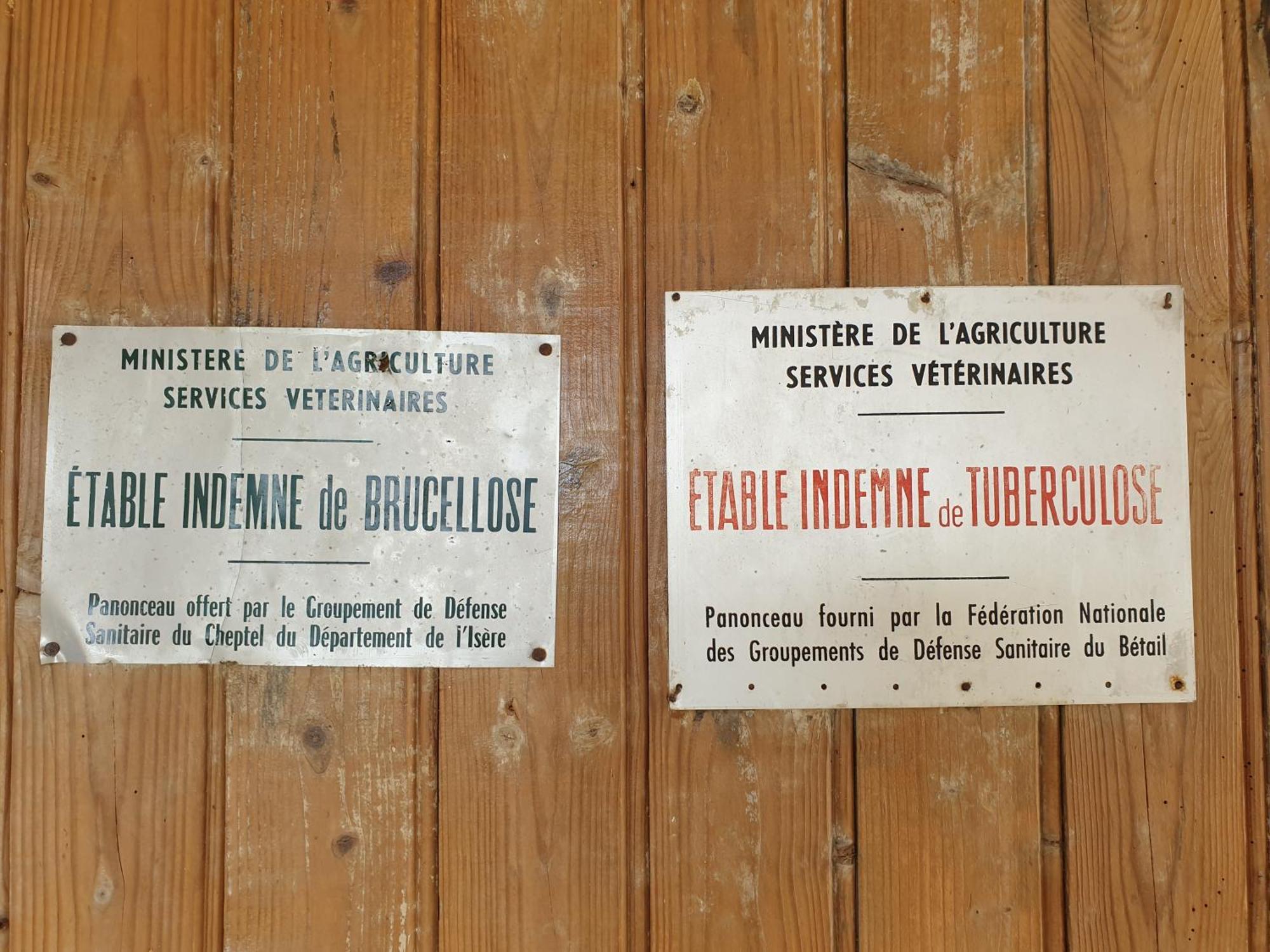 Chambres Et Table D'Hotes "La Pastorale Gourmande" Fr - Ne - En - De - It Marcollin Camera foto